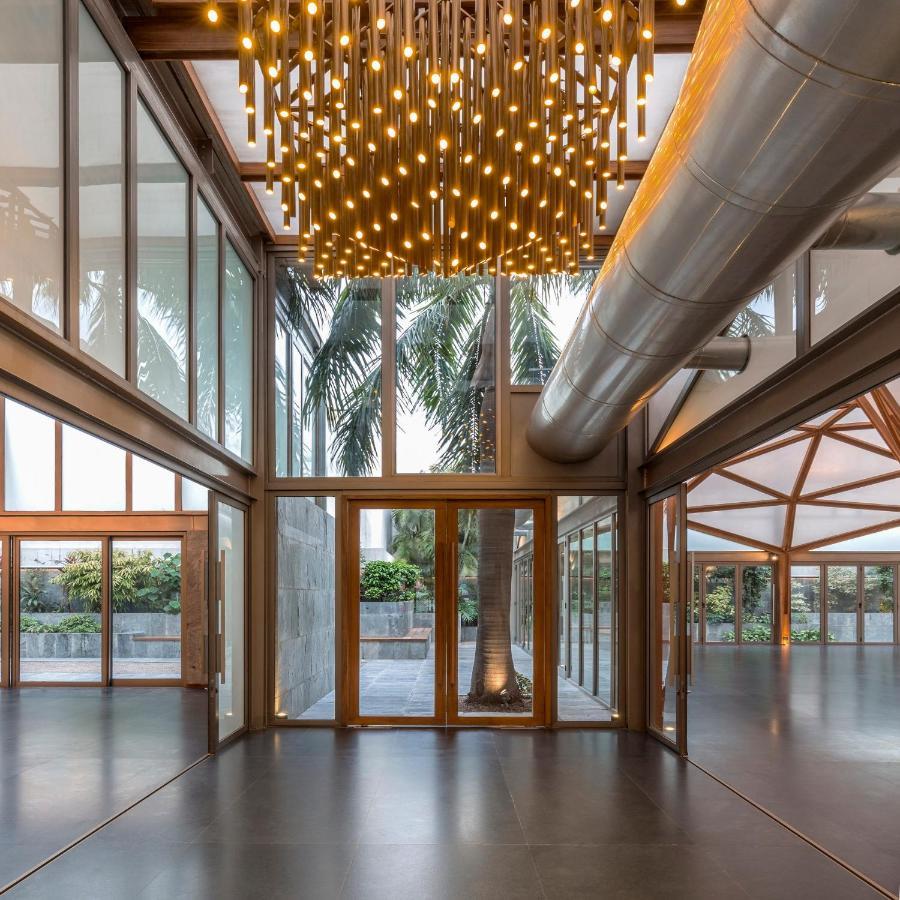 Hotel Crystal Palace Meerut Eksteriør bilde